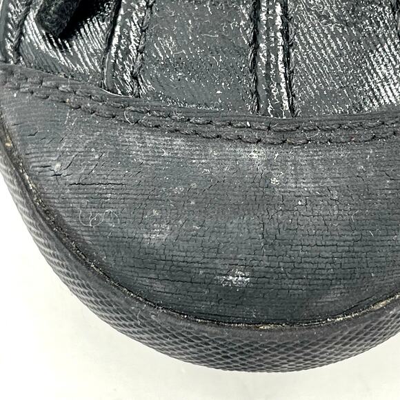 UGG Australia Ashdale women's shearling lined duck shoes. Designer - Picture 8 of 10